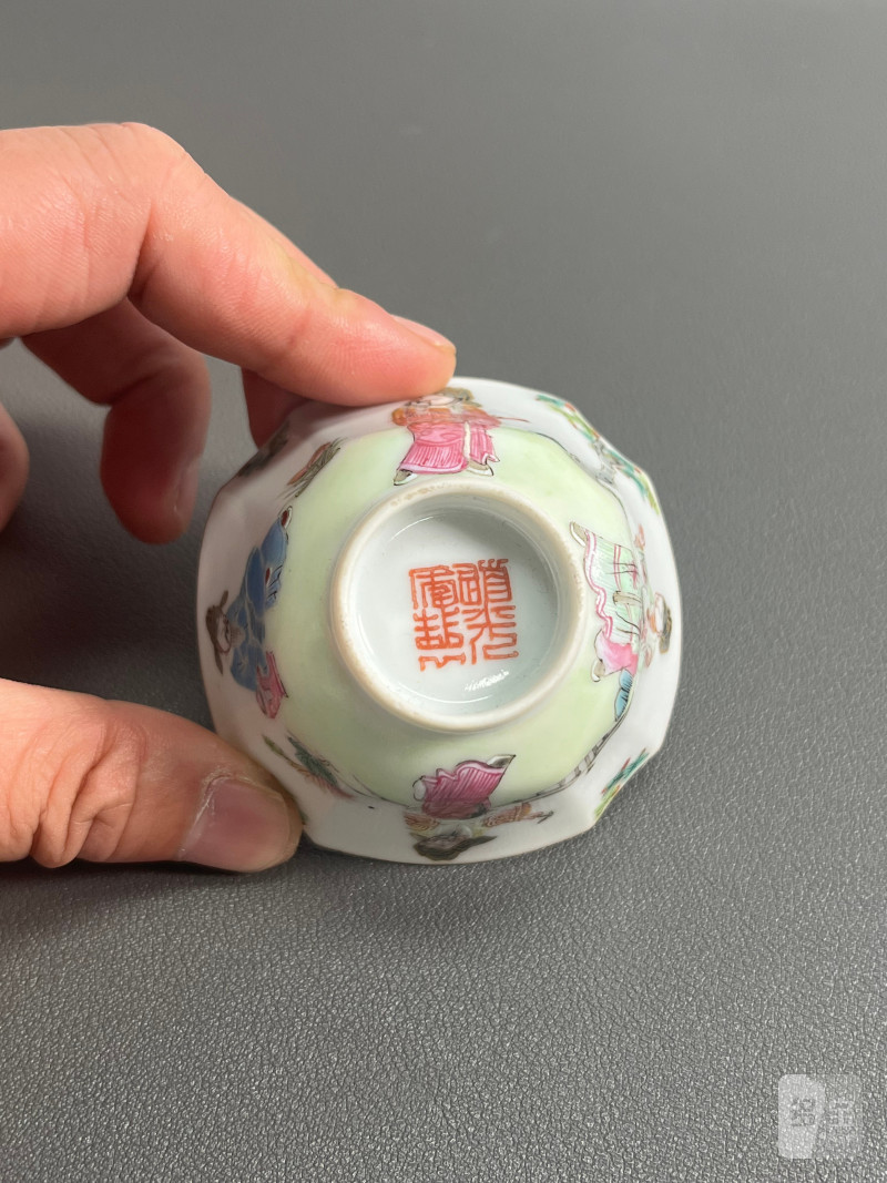 清道光  粉彩“四爱”图倭角杯 - 图14